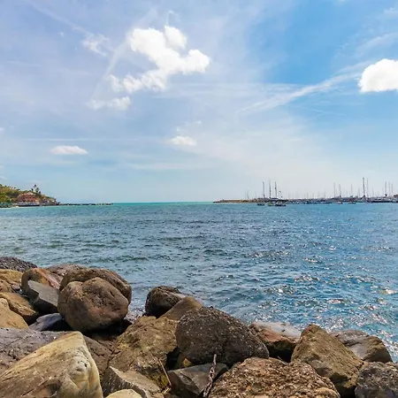 Beautiful Apartment In Rapallo With Apartamento Rapallo